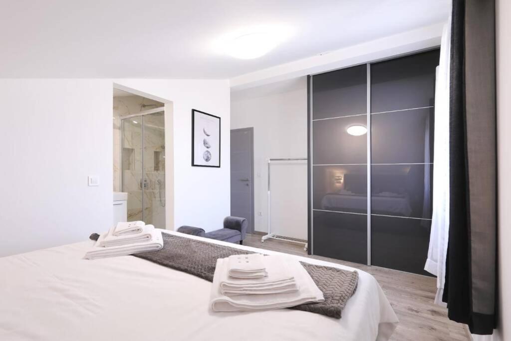 Apartman Chiara Galovac  Exterior photo